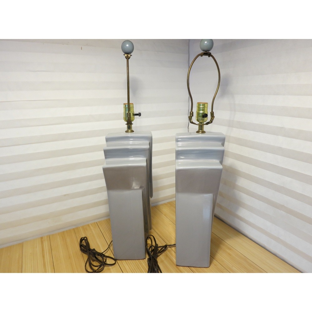 Vintage 1988 Harris Lamps Gray Geometric Modern 3-Stage Step Lamps (Set of 2) - Picture 5 of 12